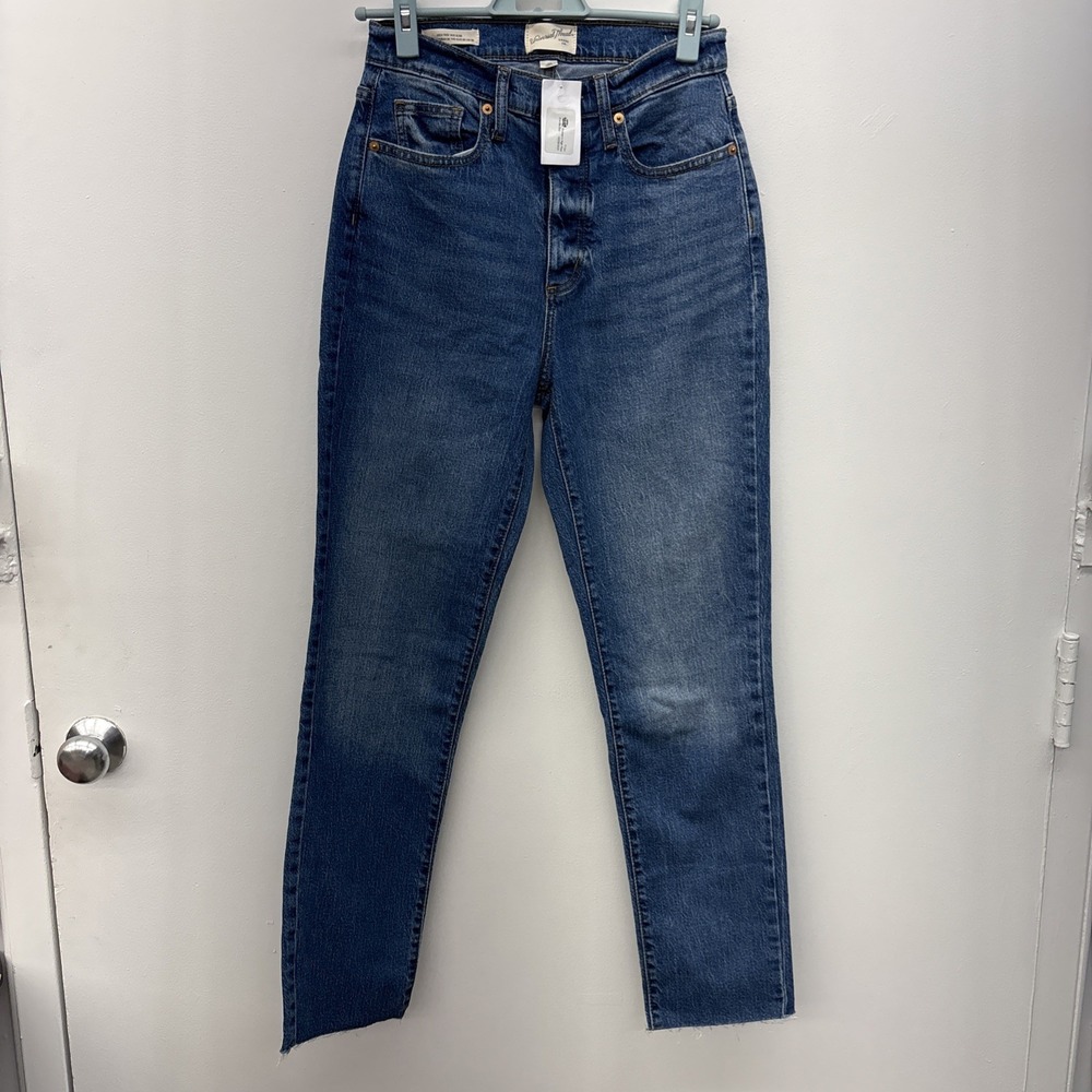 Universal Thread Jeans Women's Size 4 High Rise 90's Slim Blue Raw Hem‎ NWTs